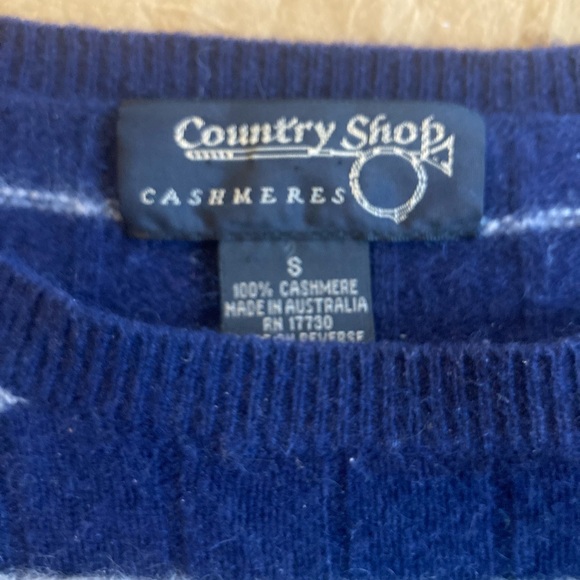 VTG Country Shop women’s cashmere sweater SZ S navy/white stripe light weight - Picture 2 of 3